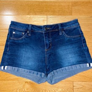 Tilly’s Blue Jean Shorts (Girls)